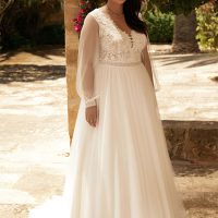 Bianco Evento, bruidsmode, bruidsjurk, trouwjurk, boetiek de bruid, Harderwijk, bruid, boetiek, bruidswinkel, Gelderland, say yes to the dress, collectie, collectie 2024, trouwjurk 2024 collectie, bruidsmode 2024, plussize, plus size dress, plus size weddingdress, weddingdress, bruidsmode Harderwijk, budgetjurk, gekleurde trouwjurk, bride, new bride, second bride, verloofd, japon, trouwjapon, jumpsuit