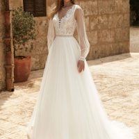 Bianco Evento, bruidsmode, bruidsjurk, trouwjurk, boetiek de bruid, Harderwijk, bruid, boetiek, bruidswinkel, Gelderland, say yes to the dress, collectie, collectie 2024, trouwjurk 2024 collectie, bruidsmode 2024, plussize, plus size dress, plus size weddingdress, weddingdress, bruidsmode Harderwijk, budgetjurk, gekleurde trouwjurk, bride, new bride, second bride, verloofd, japon, trouwjapon, jumpsuit