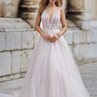 Très Chic, Jessie K, Brinkman, Pure, Mylène Sophie, Avec Amour, Miss Emily, Made tot love, bruidsmode, bruidsjurk, trouwjurk, boetiek de bruid, Harderwijk, bruid, boetiek, bruidswinkel, Gelderland, say yes to the dress, collectie, collectie 2024, trouwjurk 2024 collectie, bruidsmode 2024, plussize, plus size dress, plus size weddingdress, weddingdress, bruidsmode Harderwijk, budgetjurk, gekleurde trouwjurk, bride, new bride, second bride, verloofd, japon, trouwjapon, jumpsuit